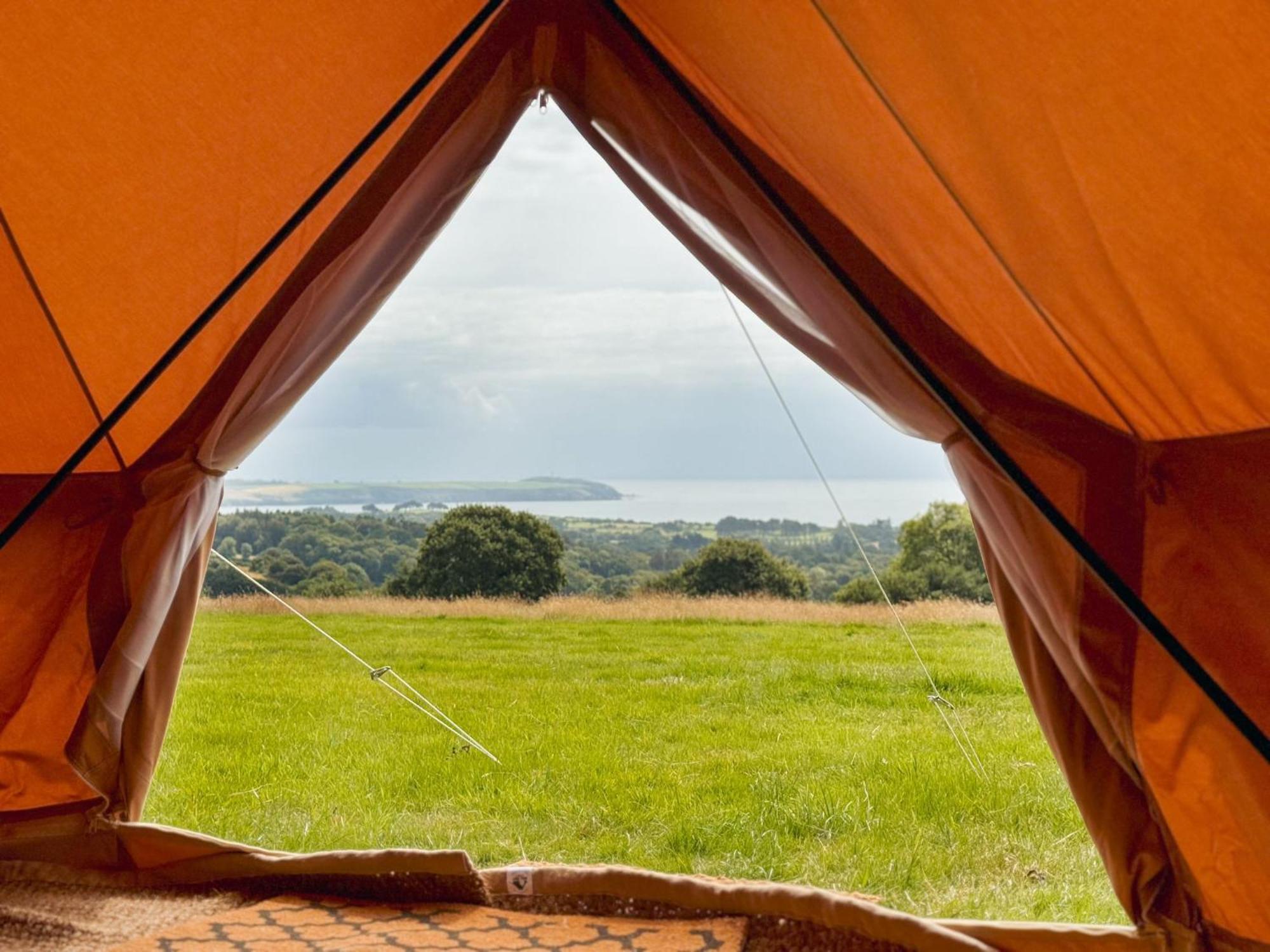 Fully Furnished Bell Tent 3 Carlyon Bay Buitenkant foto